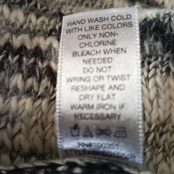 BKE Tunic Sweater EUC - Picture 4 of 7